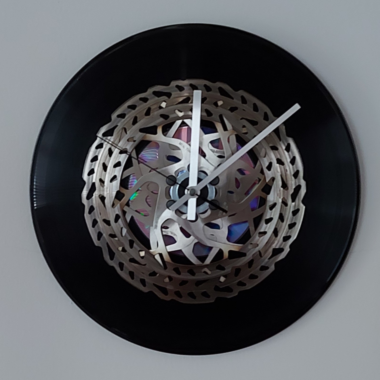 Wanduhr "Vinyl Break Disc"